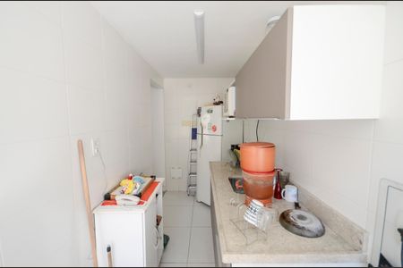 Apartamento à venda com 83m², 2 quartos e 1 vagaCozinha