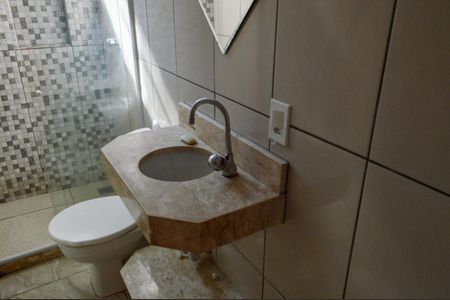 Casa de condomínio para alugar com 180m², 2 quartos e 1 vagaBanheiro