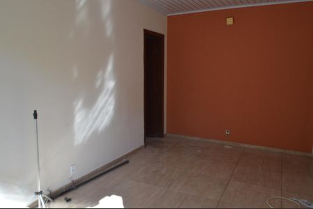 Casa de condomínio para alugar com 180m², 2 quartos e 1 vagaSala