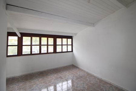 Casa para alugar com 75m², 2 quartos e sem vagaSala
