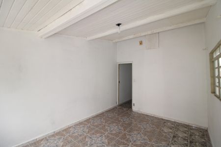 Casa para alugar com 75m², 2 quartos e sem vagaSala
