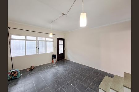 Casa para alugar com 127m², 3 quartos e 4 vagas Casa para alugar com 127m², 3 quartos e 4 vagasSala