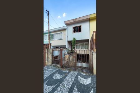 Casa para alugar com 127m², 3 quartos e 4 vagasFachada