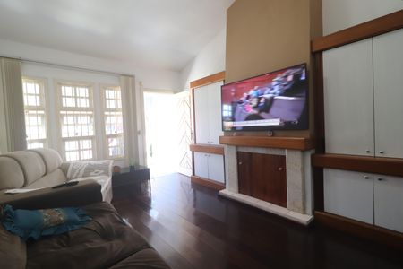 Casa à venda com 136m², 3 quartos e 1 vagaSala