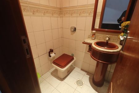 Casa à venda com 136m², 3 quartos e 1 vagaGaragem/lavabo