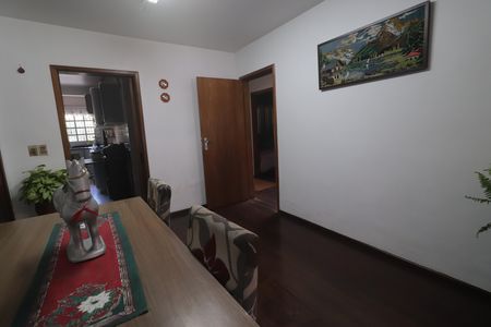 Casa à venda com 136m², 3 quartos e 1 vagaSala