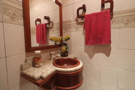 Casa à venda com 136m², 3 quartos e 1 vagaGaragem/lavabo