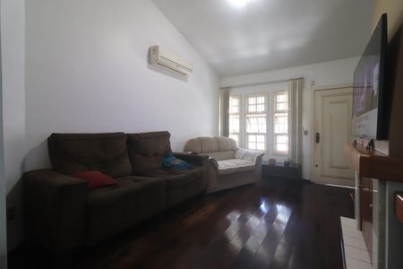 Casa à venda com 136m², 3 quartos e 1 vagaSala