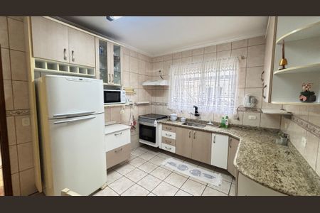 Casa à venda com 127m², 2 quartos e 2 vagasCozinha