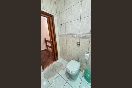 Casa à venda com 127m², 2 quartos e 2 vagasBanheiro