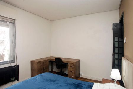Quarto de apartamento para alugar com 1 quarto, 32m² em Auxiliadora, Porto Alegre