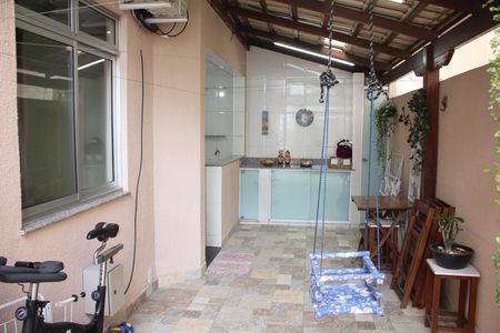 Apartamento à venda com 141m², 3 quartos e 2 vagasQuintal