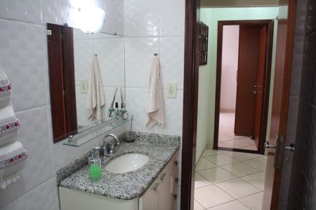 Apartamento à venda com 141m², 3 quartos e 2 vagasBanheiro
