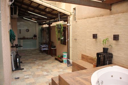 Apartamento à venda com 141m², 3 quartos e 2 vagasQuintal