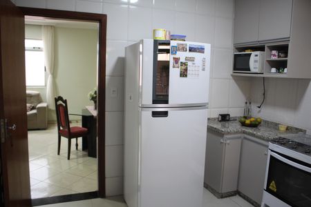 Apartamento à venda com 141m², 3 quartos e 2 vagasCozinha