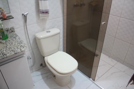 Apartamento à venda com 141m², 3 quartos e 2 vagasBanheiro da Suíte