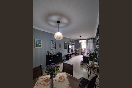 Apartamento à venda com 73m², 3 quartos e 1 vagaSala