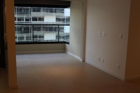 Apartamento para alugar com 75m², 2 quartos e 1 vaga Apartamento para alugar com 75m², 2 quartos e 1 vagaSala