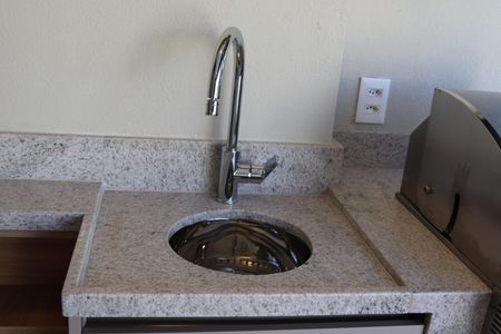 Apartamento para alugar com 75m², 2 quartos e 1 vaga Apartamento para alugar com 75m², 2 quartos e 1 vagaVaranda