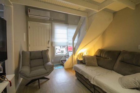 Casa de condomínio à venda com 79m², 2 quartos e 2 vagas Casa de condomínio à venda com 79m², 2 quartos e 2 vagasSala