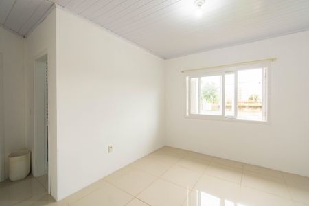 Casa à venda com 200m², 5 quartos e 2 vagas Casa à venda com 200m², 5 quartos e 2 vagasSala