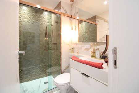 Apartamento à venda com 168m², 3 quartos e 2 vagasBanheiro/Suite