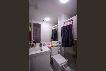 Apartamento para alugar com 74m², 3 quartos e 1 vaga Apartamento para alugar com 74m², 3 quartos e 1 vagaBanheiro Social