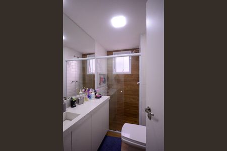 Apartamento para alugar com 74m², 3 quartos e 1 vaga Apartamento para alugar com 74m², 3 quartos e 1 vagaBanheiro da suite