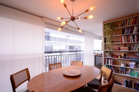 Apartamento para alugar com 74m², 3 quartos e 1 vaga Apartamento para alugar com 74m², 3 quartos e 1 vaga Varanda