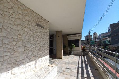 Apartamento para alugar com 55m², 1 quarto e sem vagaFachada e Portaria 