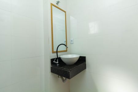 Apartamento para alugar com 45m², 2 quartos e sem vaga Apartamento para alugar com 45m², 2 quartos e sem vagaBanheiro