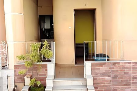 Casa à venda com 100m², 3 quartos e 2 vagas