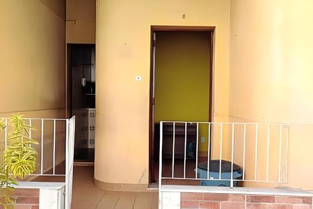 Casa à venda com 100m², 3 quartos e 2 vagas