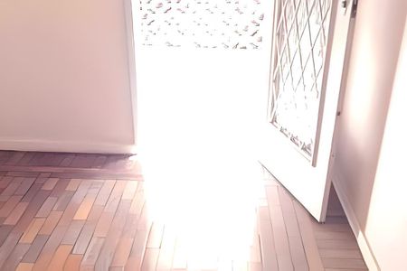 Casa à venda com 100m², 3 quartos e 2 vagas