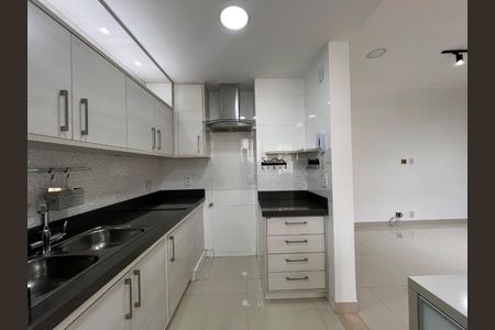 Apartamento à venda com 88m², 2 quartos e 1 vaga