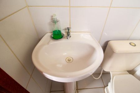 Casa para alugar com 150m², 2 quartos e 2 vagasBanheiro Externo