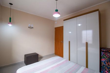 Casa para alugar com 150m², 2 quartos e 2 vagasQuarto 1