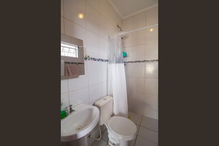 Casa para alugar com 150m², 2 quartos e 2 vagasBanheiro Externo