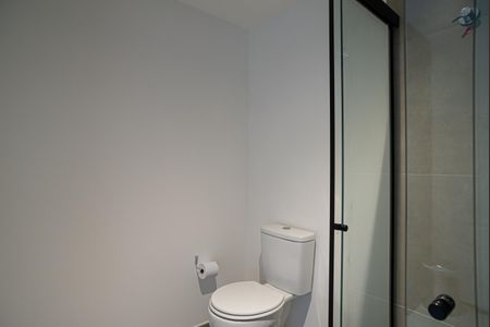 Studio à venda com 22m², 1 quarto e sem vaga Studio à venda com 22m², 1 quarto e sem vagaBanheiro