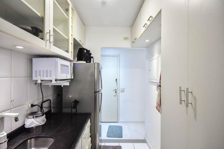 Apartamento à venda com 48m², 2 quartos e 1 vagaCozinha