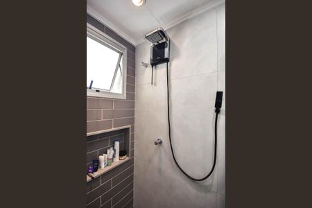 Apartamento à venda com 48m², 2 quartos e 1 vagaChuveiro do Banheiro