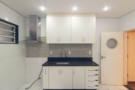 Apartamento para alugar com 105m², 2 quartos e 1 vagaCozinha