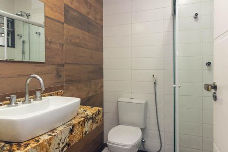 Apartamento para alugar com 105m², 2 quartos e 1 vagaBanheiro da Suíte