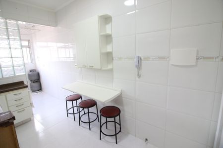 Apartamento para alugar com 56m², 2 quartos e 1 vagaCozinha