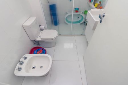 Apartamento à venda com 88m², 2 quartos e 2 vagasBanheiro da Suíte