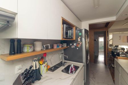 Apartamento à venda com 88m², 2 quartos e 2 vagasCozinha