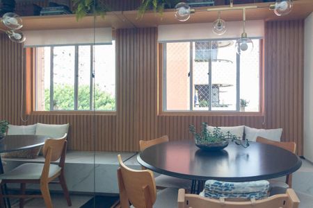 Apartamento à venda com 88m², 2 quartos e 2 vagasSala