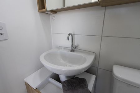 Apartamento para alugar com 37m², 2 quartos e sem vagaBanheiro