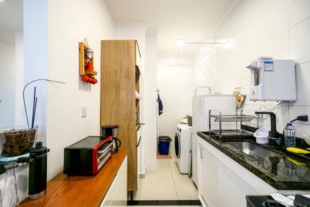 Apartamento à venda com 48m², 2 quartos e 1 vagaCozinha