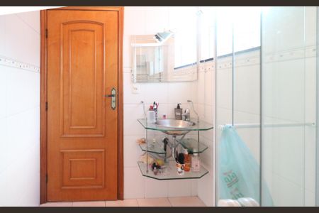 Casa à venda com 115m², 3 quartos e 1 vagaBanheiro da Suíte 2